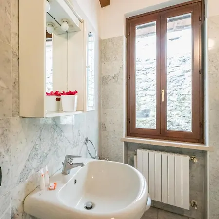 Apartamento Bright Moniga - Castle Bells *