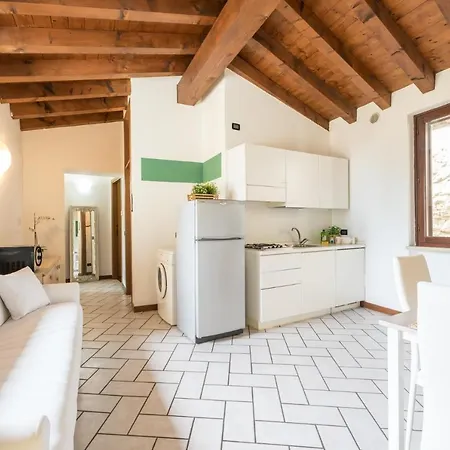 Bright Moniga - Castle Bells Apartamento *