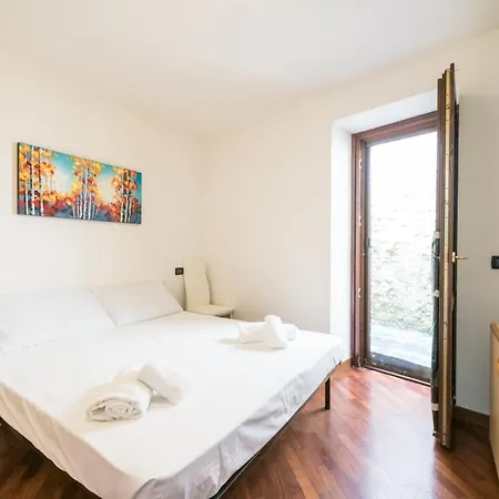 Bright Moniga - Castle Bells Apartamento Moniga del Garda
