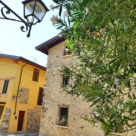 Apartamento Bright Moniga - Castle Bells Moniga del Garda