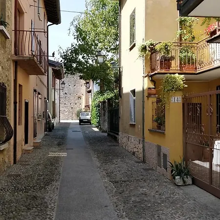 Apartamento Bright Moniga - Castle Bells Moniga del Garda