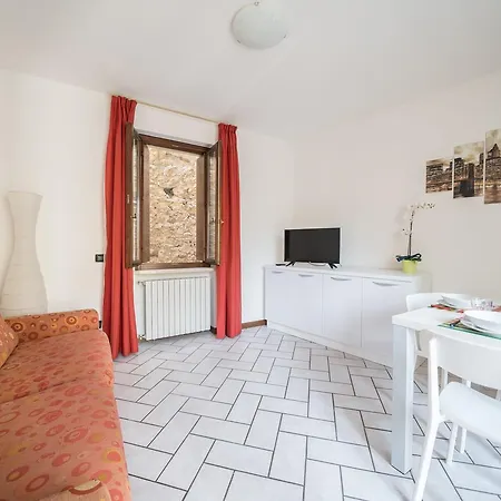 Bright Moniga - Castle Bells Apartamento Moniga del Garda