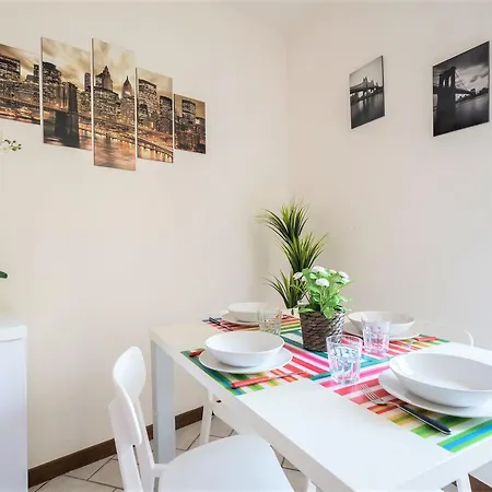 Bright Moniga - Castle Bells Apartamento