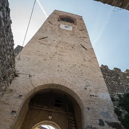 Bright Moniga - Castle Bells * Moniga del Garda