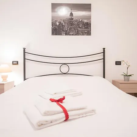 Bright Moniga - Castle Bells Apartamento Moniga del Garda